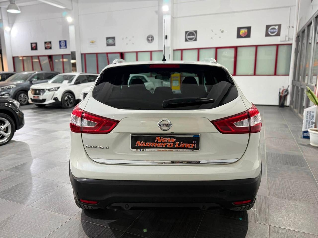 NISSAN QASHQAI 1.6 dCi 130cv Tekna 2014