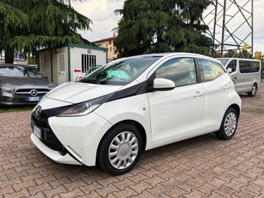 Toyota Aygo 1.0 VVT-i 69 CV 5 porte OK NEOPATENTATI