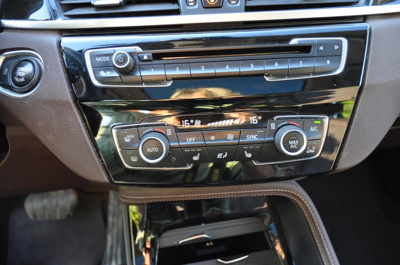 Bmw X1 180d xDrive Advantage (Gancio traino-tetto apribile)