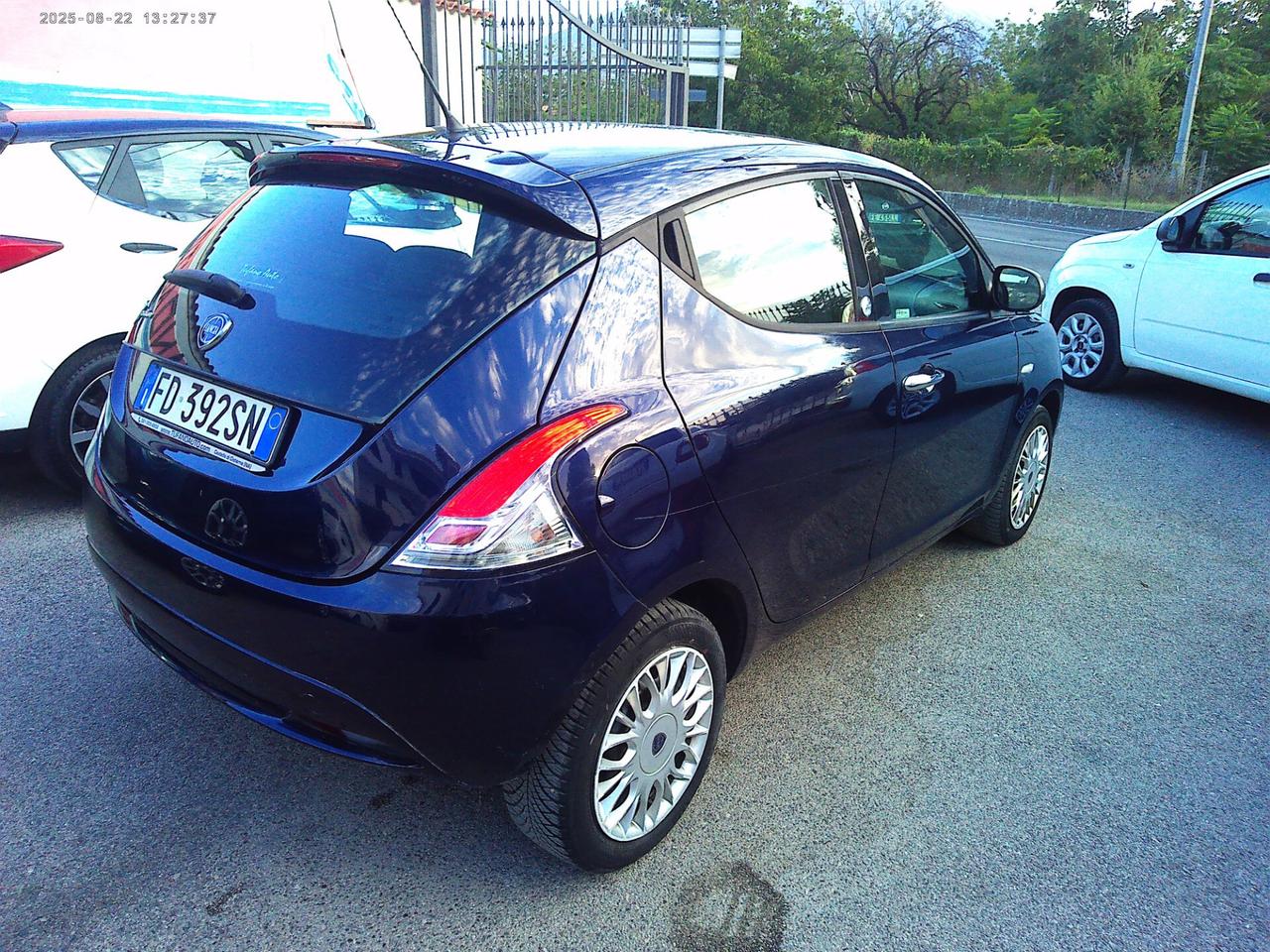 Lancia Ypsilon 1.2 69 CV 5 porte GPL Ecochic Silver