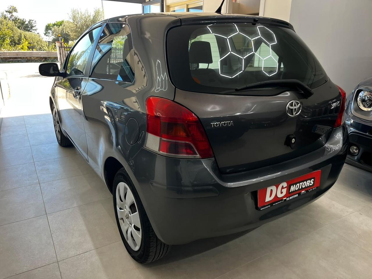Toyota Yaris 1.0 3 porte