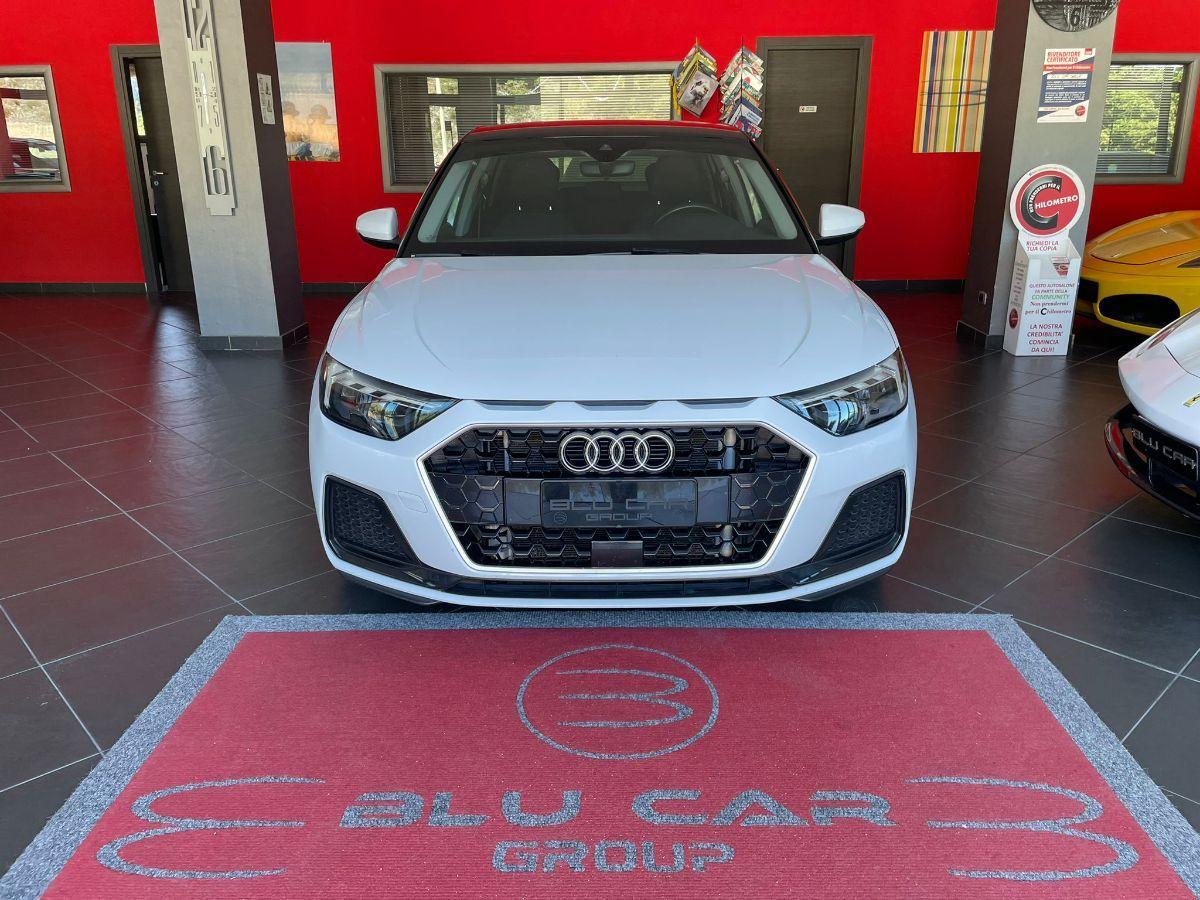 AUDI A1 SPTB IDENTITY CONTRAST 25TFSI 95cv