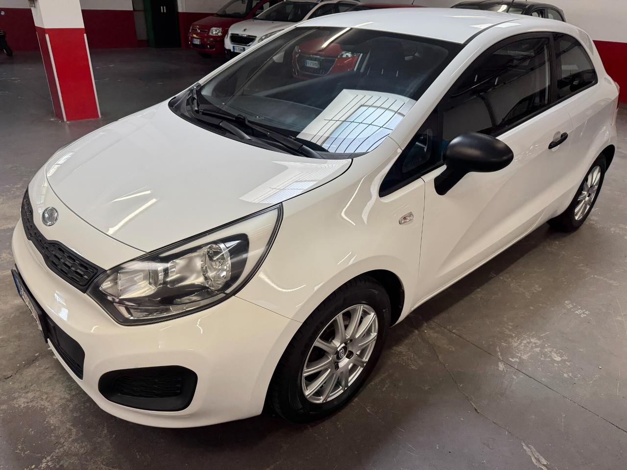 Kia Rio 1.2 CVVT 3p. LX