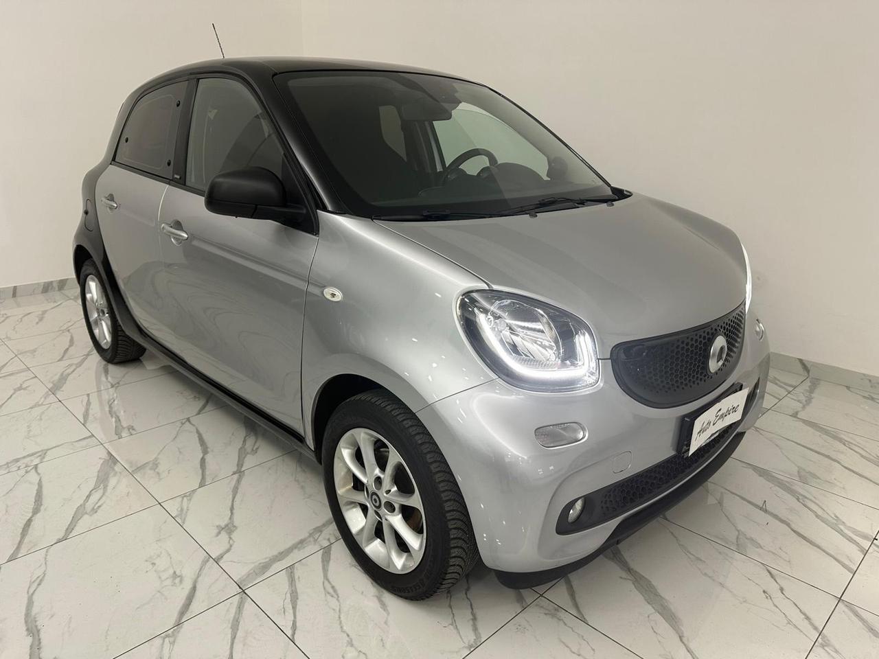 SMART FORFOUR PASSION NAVIGATORE/SENSORI/PACCHETTO LUCI