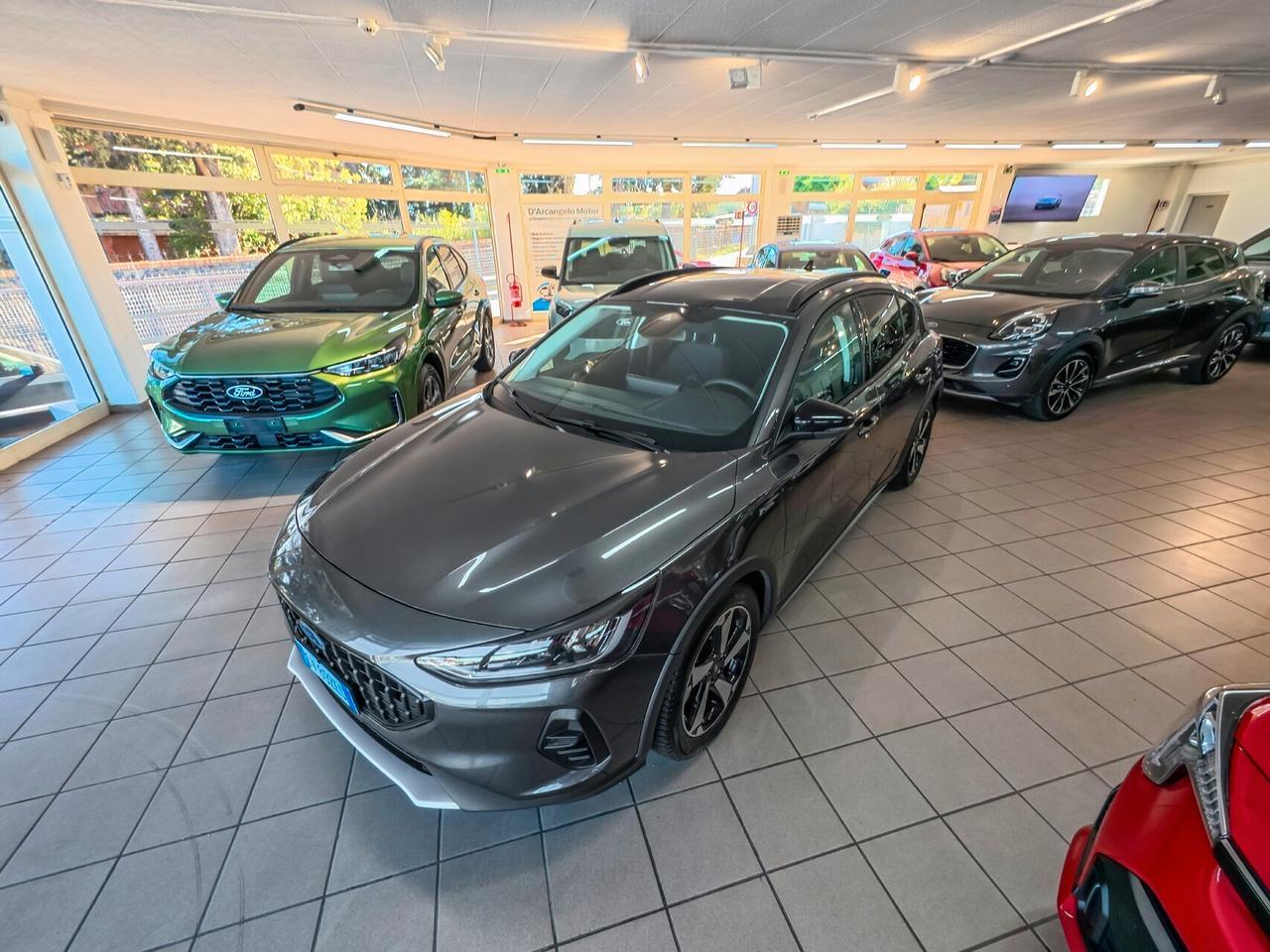 Ford Focus 1.0 EcoBoost Hybrid 125 CV 5p. Active X KM 5600 Garanzia estendibile fino a 2031