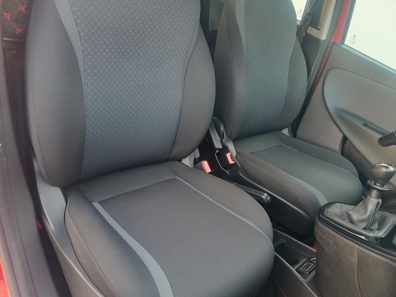 Lancia Ypsilon 1.2 gpl