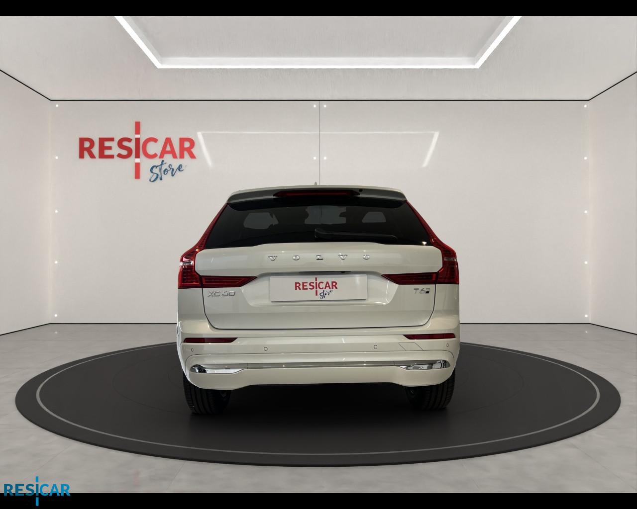 VOLVO XC60 RECHARGE T6 AWD PLUG-IN CORE BRIGHT