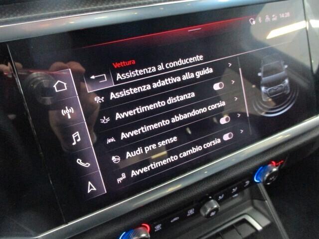 Audi Q3 SPB 35 TDI S tronic Identity Black