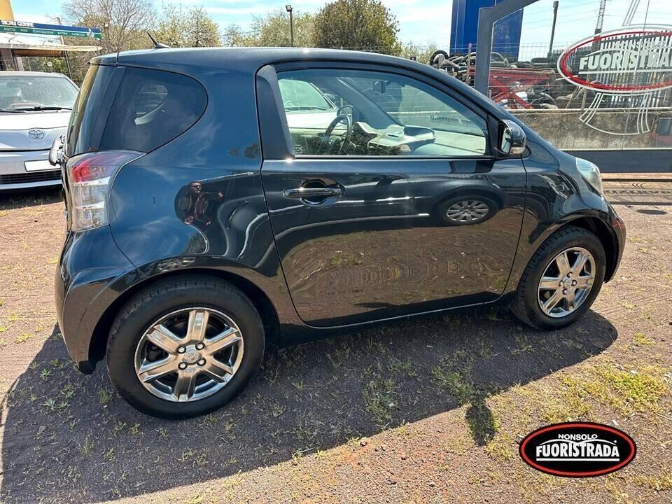 Toyota iQ Toyota iQ 1.4 D-4D