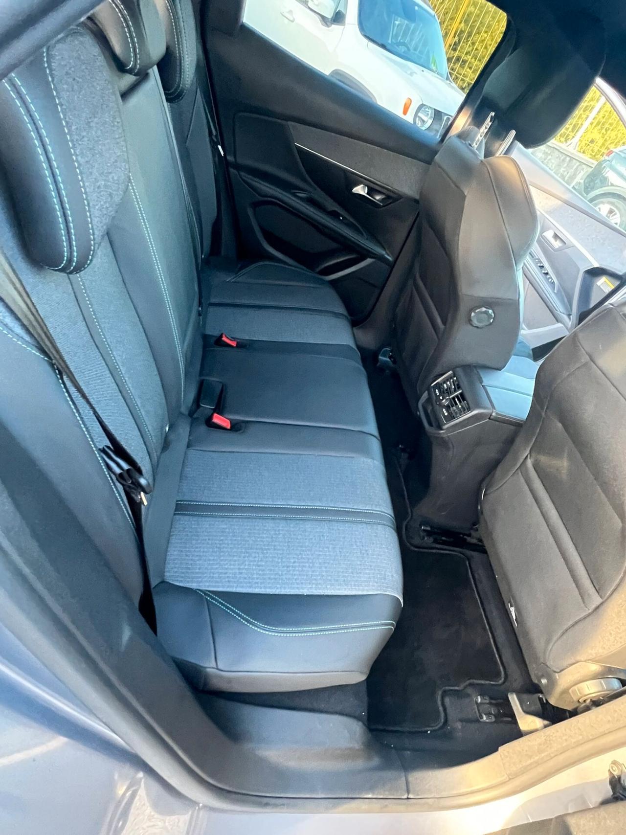 Peugeot 3008 BlueHDi 130 S&S EAT8 Allure Pack