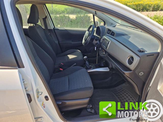 TOYOTA Yaris 1.0 5 porte