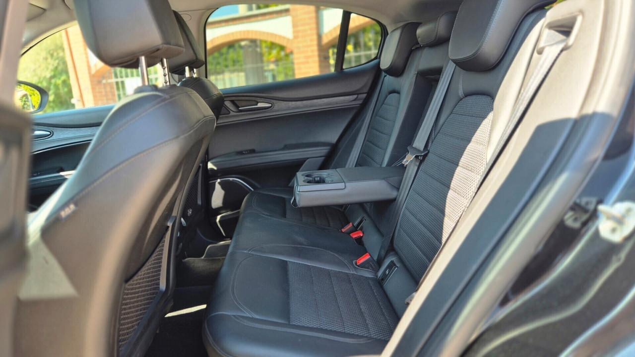 Alfa Romeo Stelvio 2.2 Turbodiesel 210 CV Q4 Veloce
