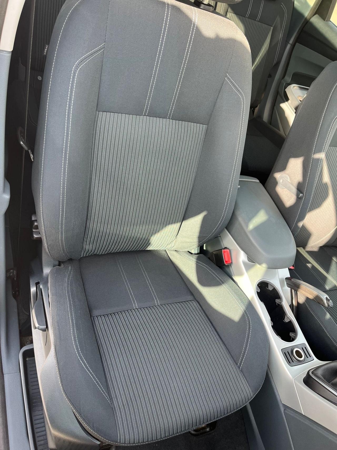 Ford C-Max 1.6 TDCi 115CV Titanium