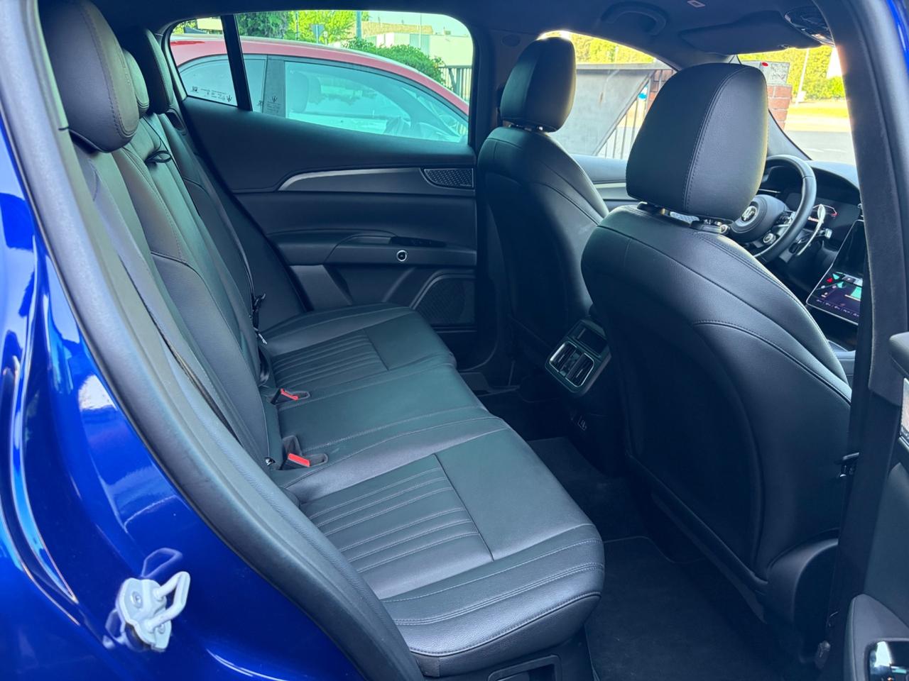 Maserati Grecale MHEV 300 CV AWD GT