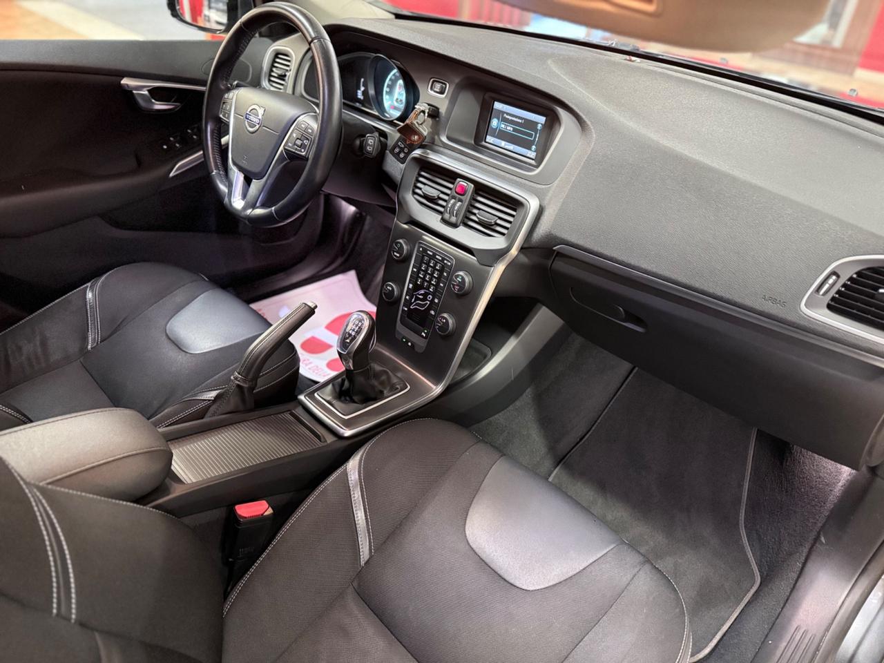 Volvo V40 D2 1.6 Powershift Style