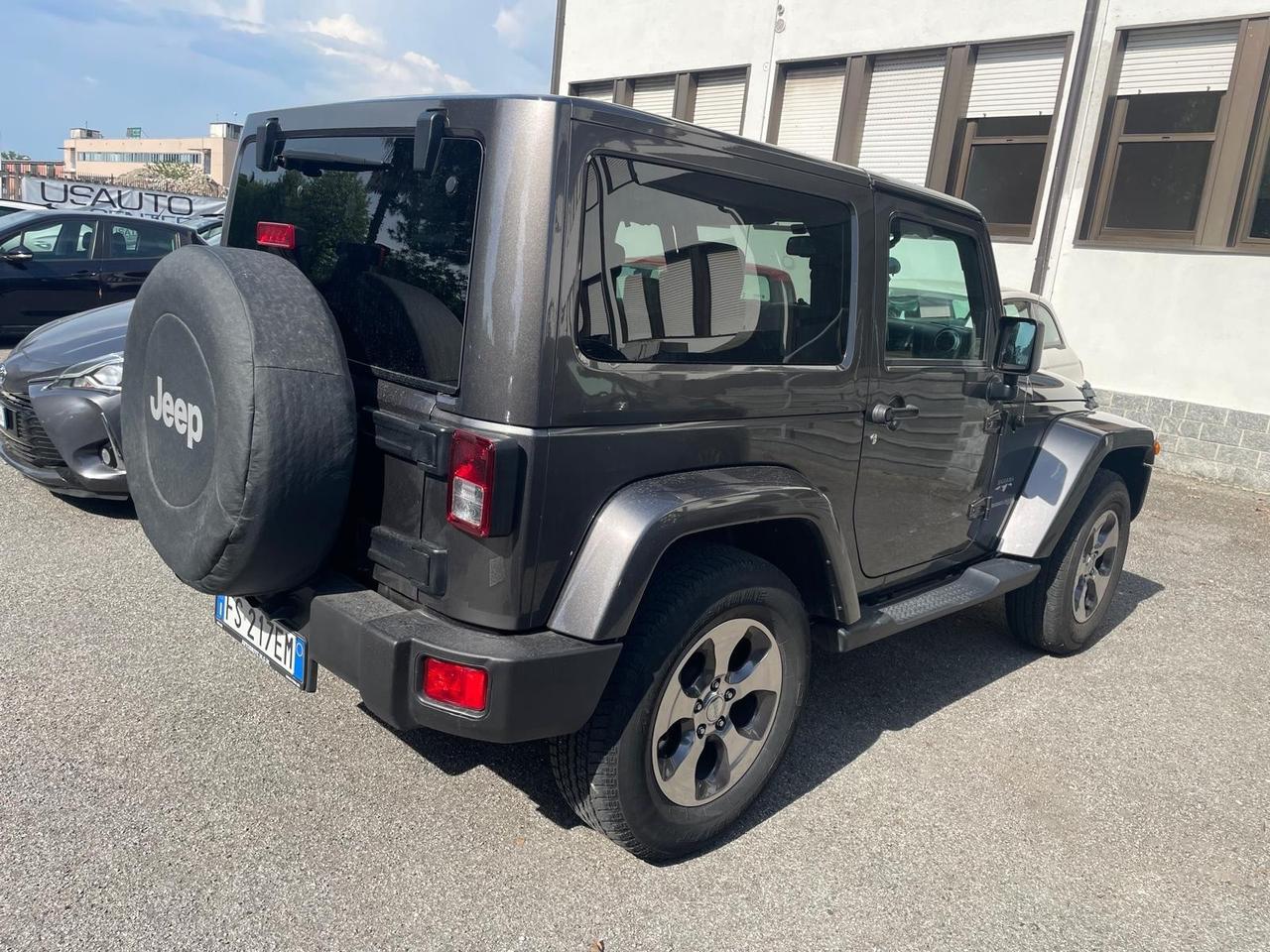 Jeep Wrangler 2.8 CRD DPF Sahara —SOLO 35.000KM—