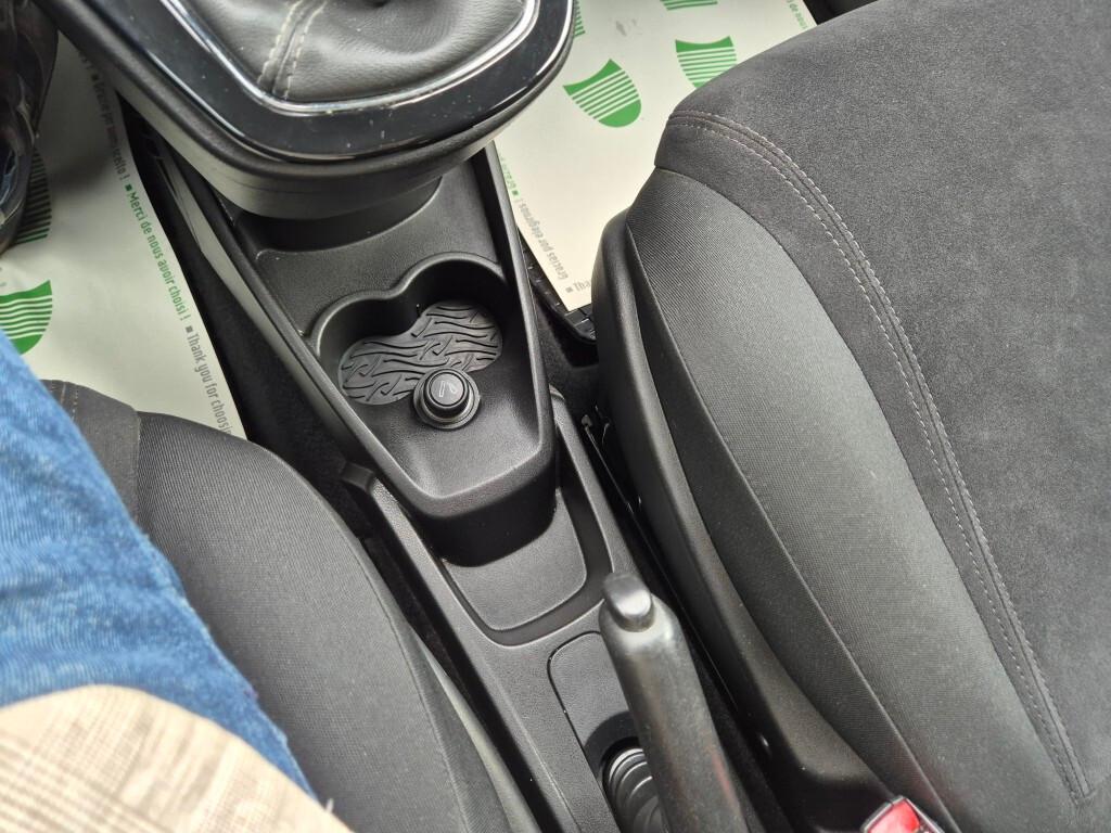 Lancia Ypsilon 1.2 69 CV GOLD UNICOPROPRI