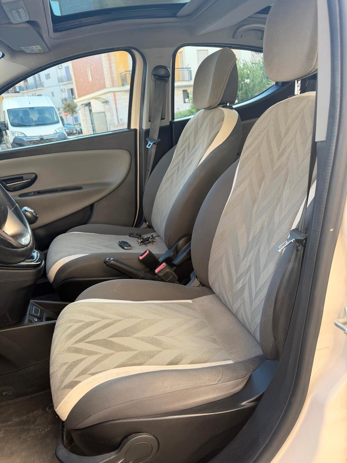 Lancia Ypsilon 1.2 69 CV 5 porte GPL Ecochic Gold