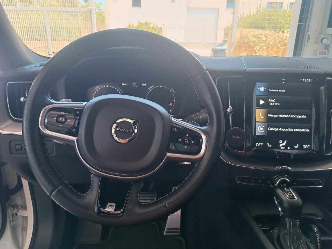 Volvo XC 60 XC60 D4 AWD Geartronic R-design