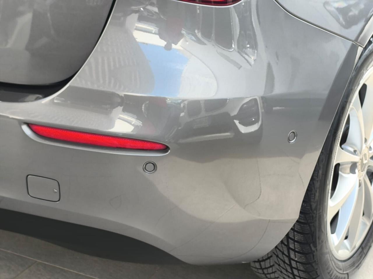 Mercedes A 180d Auto Business 2.0 cc 116 cv 2021