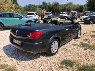 Renault Megane Mégane C-C 1.5 dCi/105CV Dynamique