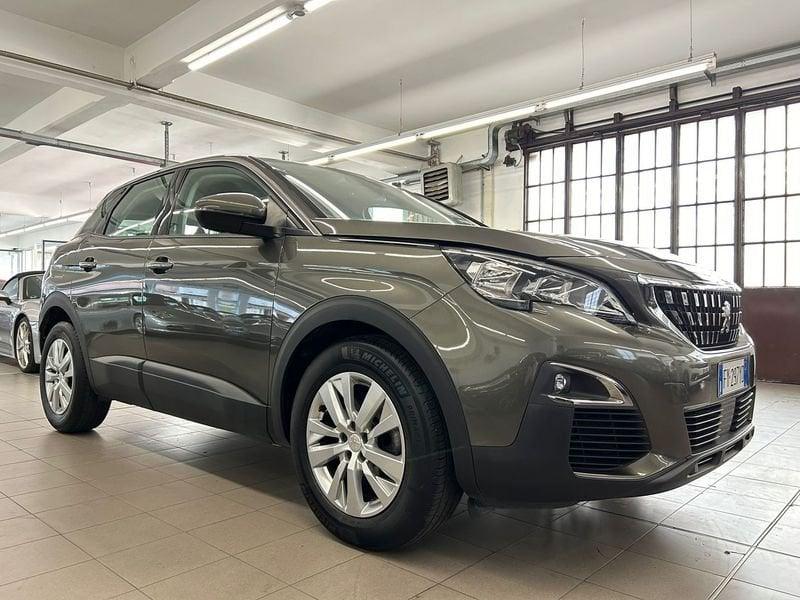 Peugeot 3008 BlueHDi 130 EAT8 S&S Business N1 autocarro