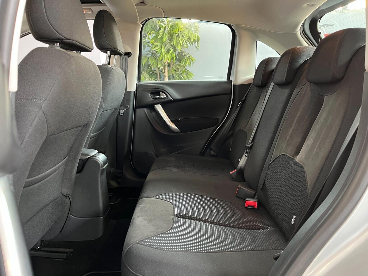 Citroen C3 1.4cc VTi 95cv -SOLO 66.000KM - EXCLUSIVE