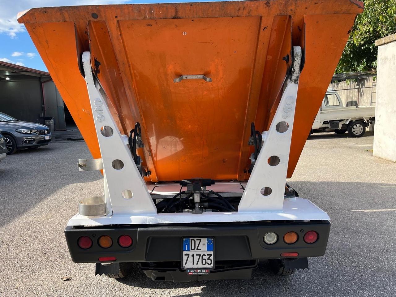 Piaggio quargo con vasca/rib.-700 cc- Diesel -2014