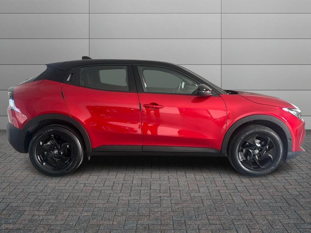 Alfa Romeo Junior 1.2 ibrida 136cv edct6
