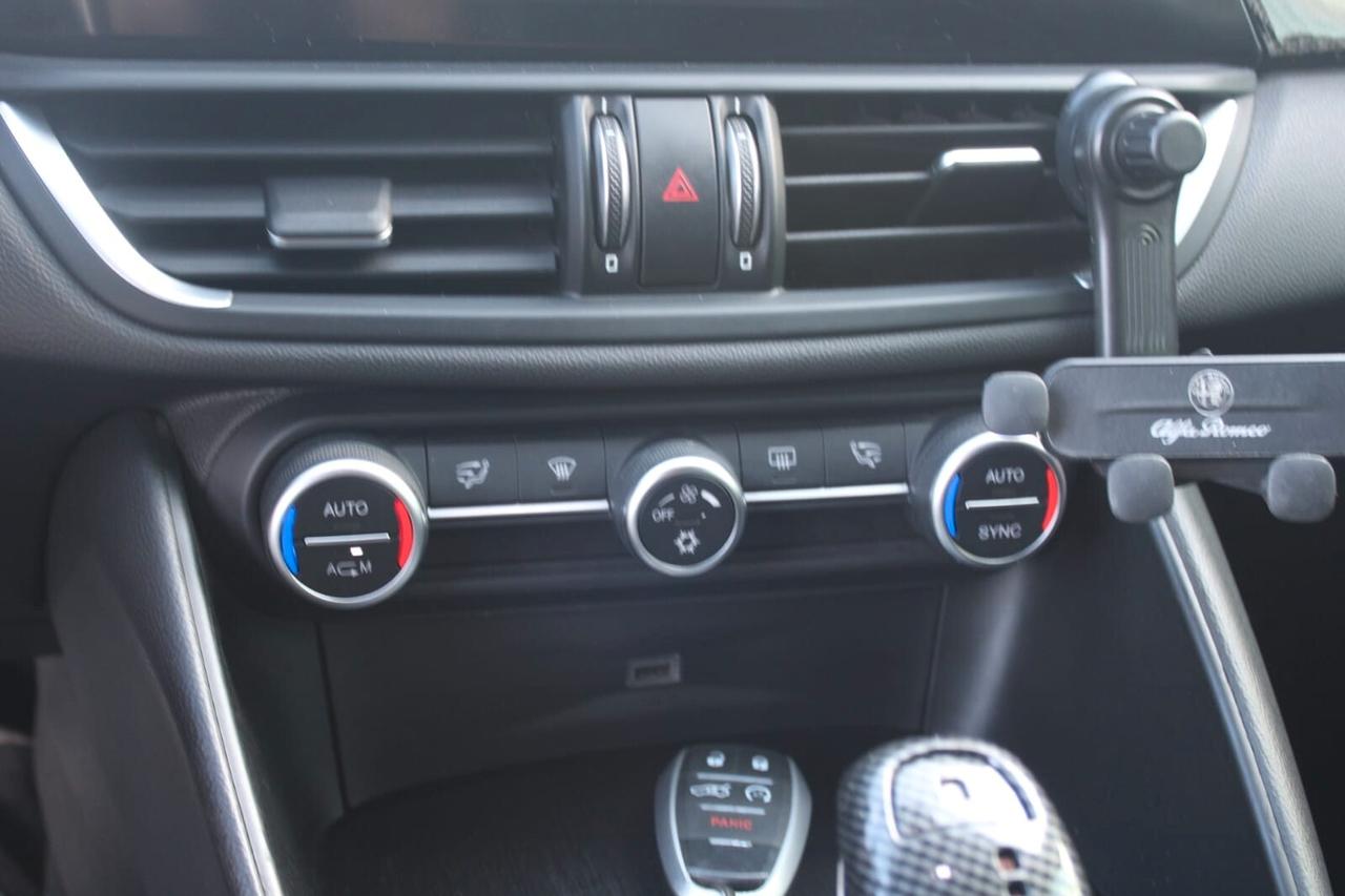 Alfa Romeo Giulia Tua A SOLI 387€ al mese Anticipo Zero