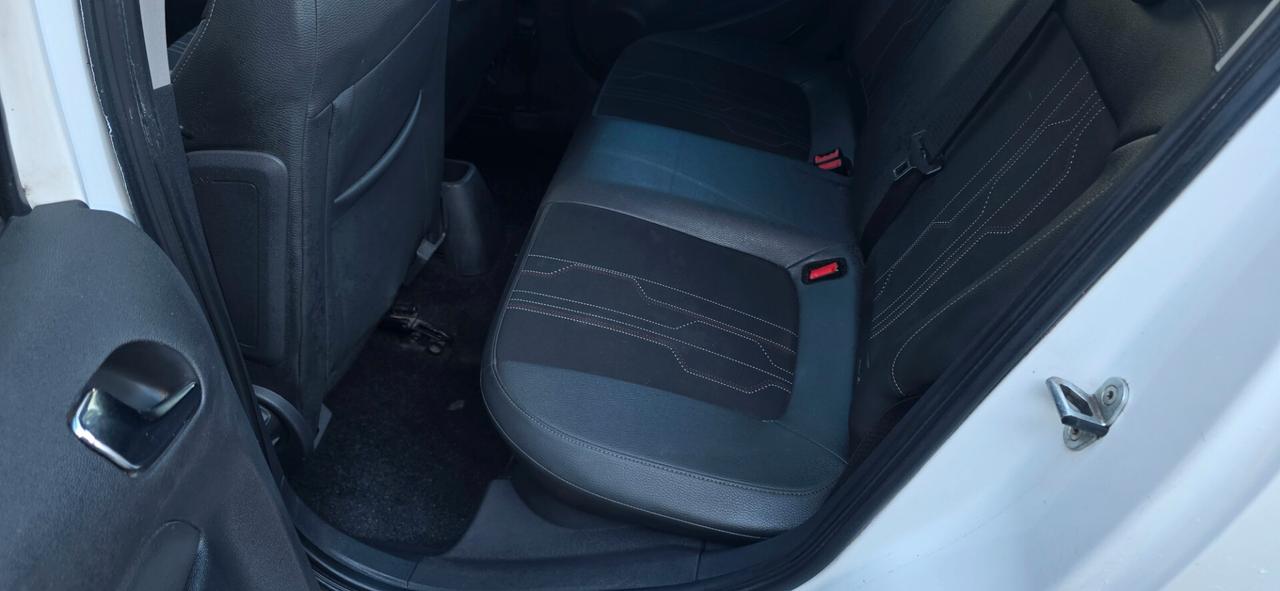 Opel Corsa 1.2 85CV 5 porte GPL-TECH Edition