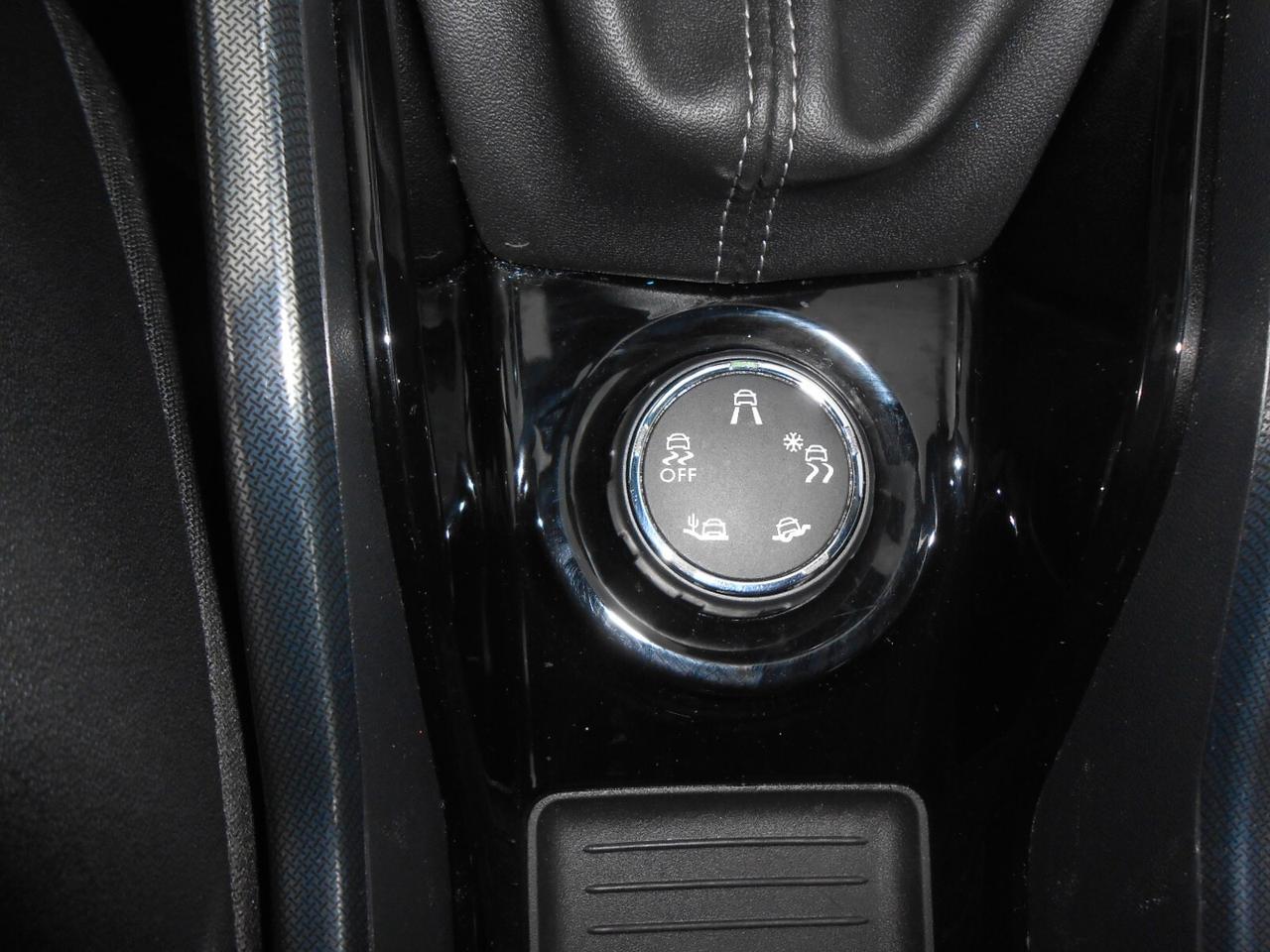 Peugeot 2008 1.6 e-HDi 115 CV Stop&Start Allure