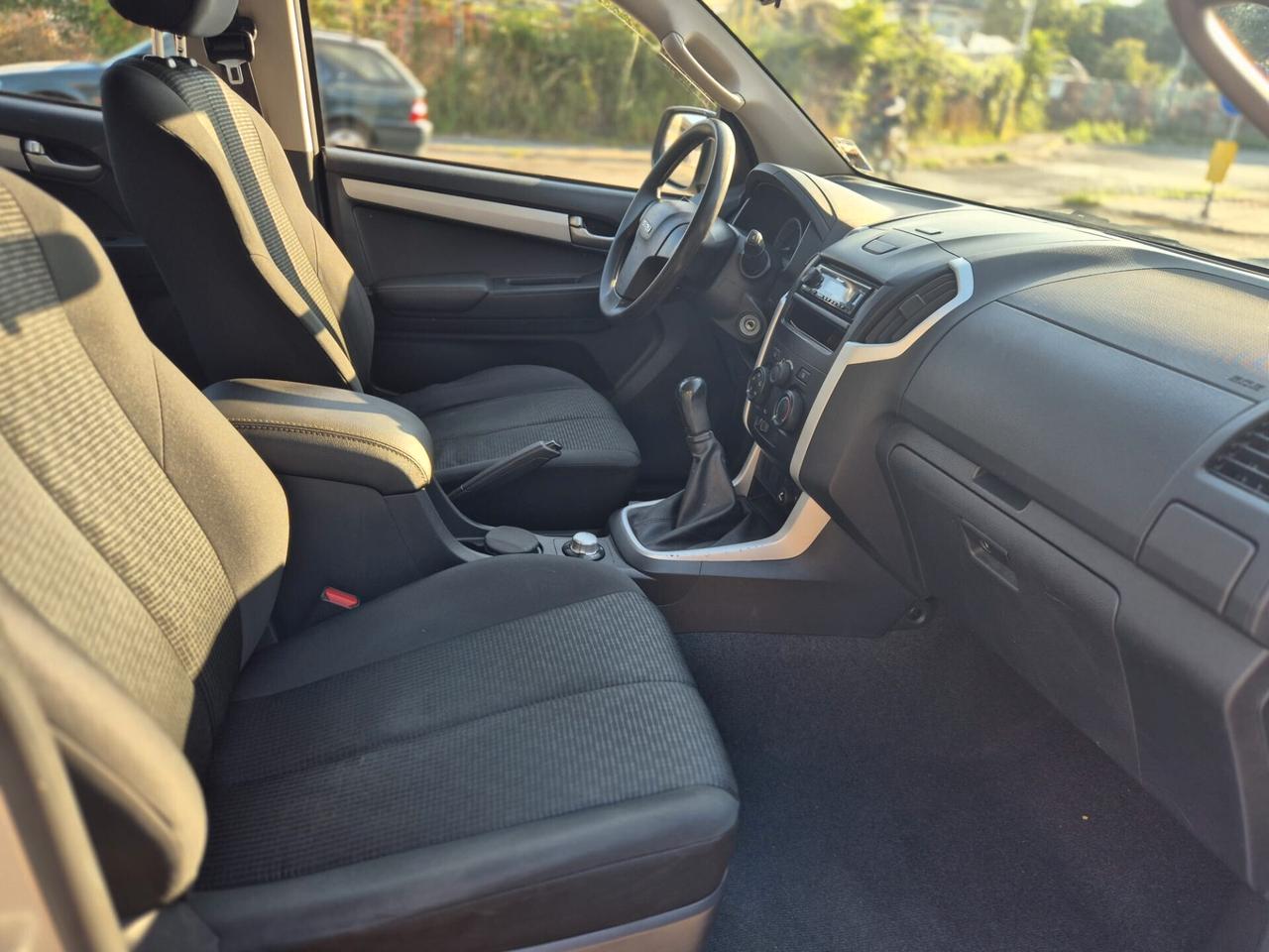 Isuzu D-Max 1.9 Doppia cabina Planet 4WD A/C