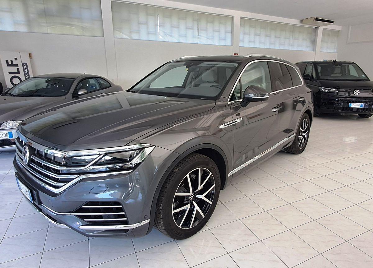 VOLKSWAGEN Touareg 3.0 TDI Advanced