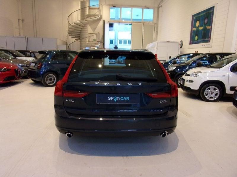 Volvo V90 D5 AWD Geartronic Momentum