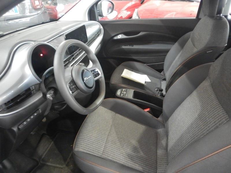 Fiat 500 500e Berlina 42 kWh Icon +