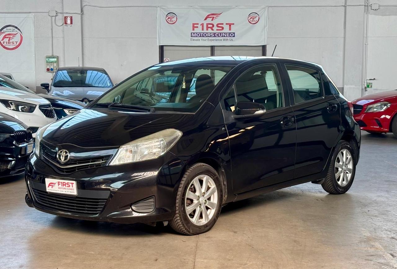 Toyota Yaris 1.4 D-4D 5 porte Lounge