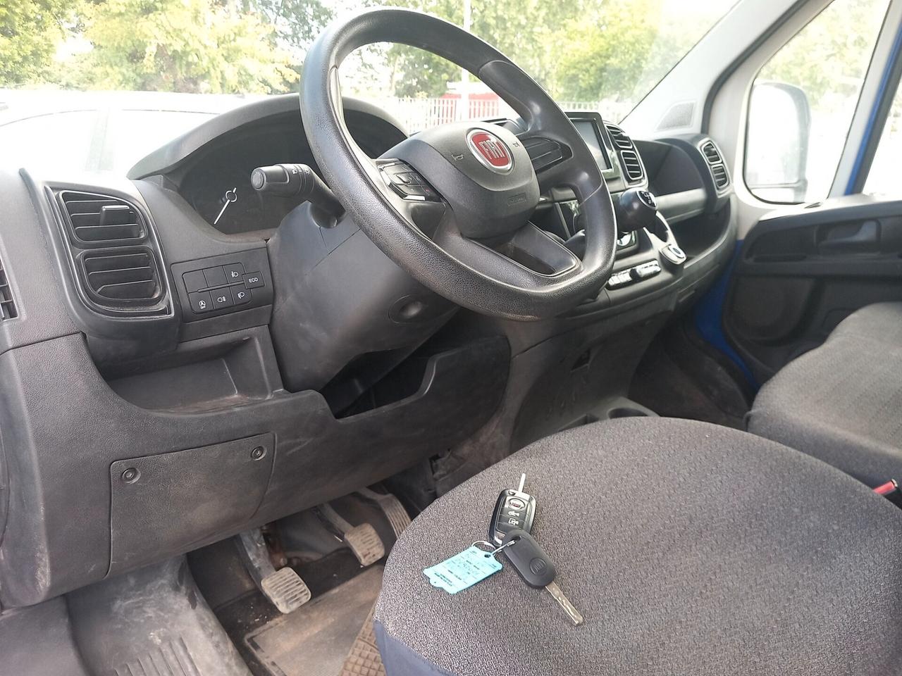 ducato professional 2023 km 90800 garanzia