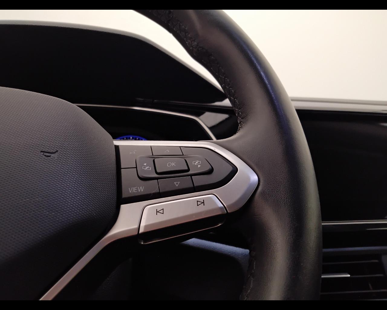 VOLKSWAGEN T-Cross 2019 - T-Cross 1.0 tsi Advanced 110cv dsg