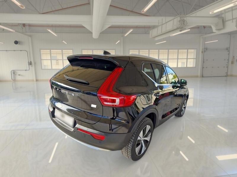VOLVO XC40 T4 RECHARGE PLUG-IN AUTO CORE SUV