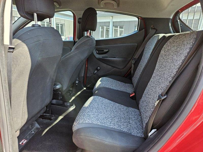 Lancia Ypsilon 1.0 FireFly 5 porte S&S Hybrid Ecochic