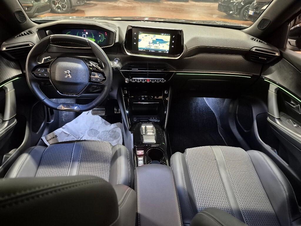 Peugeot 2008 PureTech 130 S&S EAT8 Allure