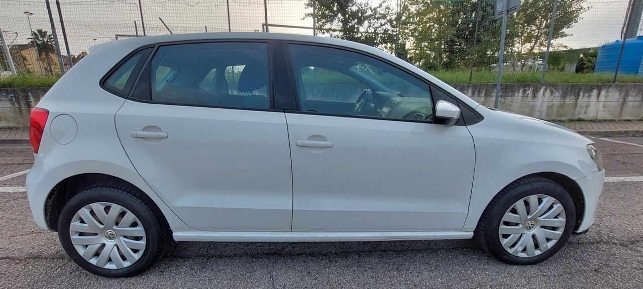 POLO 1,2 BENZINA TETTO APRIBILE X NEOPATENTATI SENSORI DI PARCHEGGIO IMPECCABILE