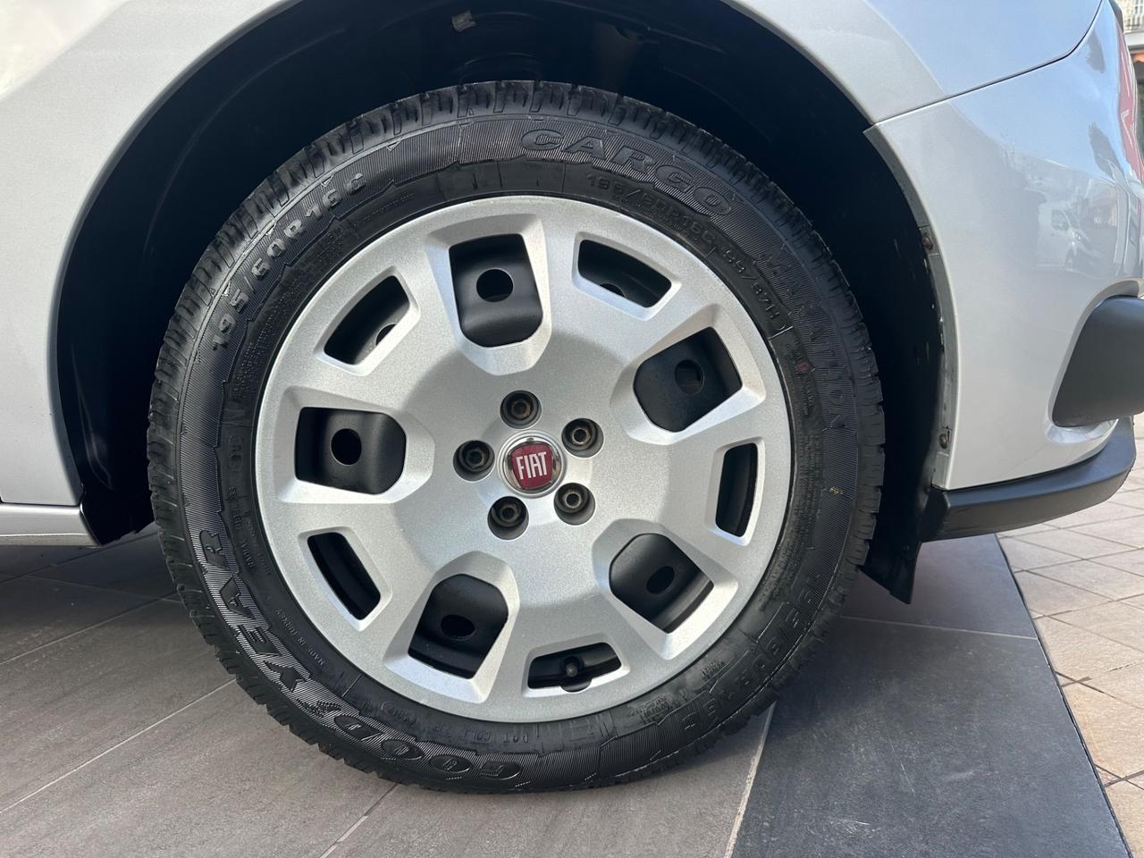 FIAT DOBLÓ -1.6M-JET 120Cv -2022-