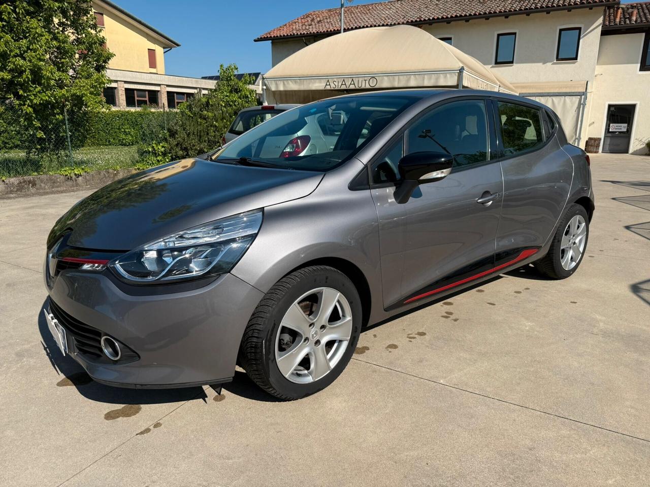 Renault Clio 1.5 dci DIESEL Live 75cv