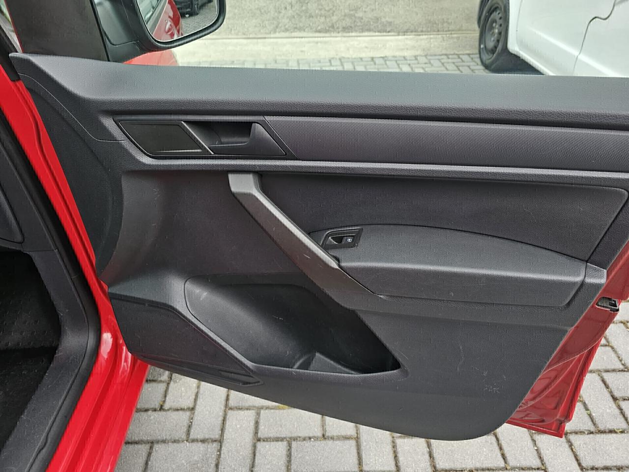 Volkswagen Caddy 2.0 TDI 110 CV 4Motion Furgone Allestito Officina Mobile