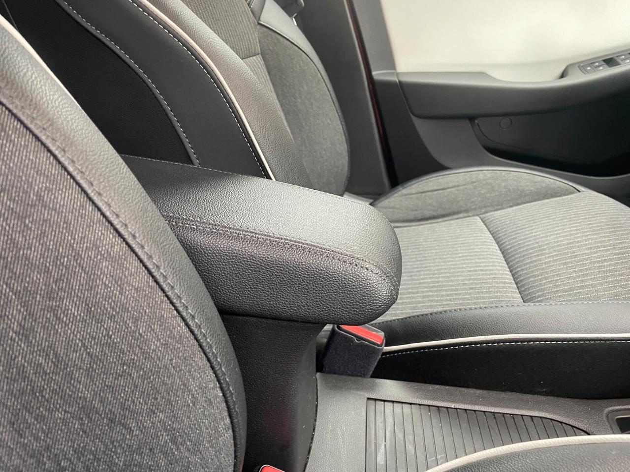 Renault Clio UNICO PROPRIETARIO - NEOPATENTATI