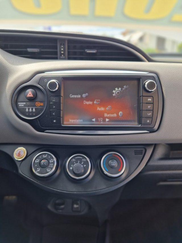 TOYOTA Yaris 1.3 100 Cv 5 porte *Euro6*