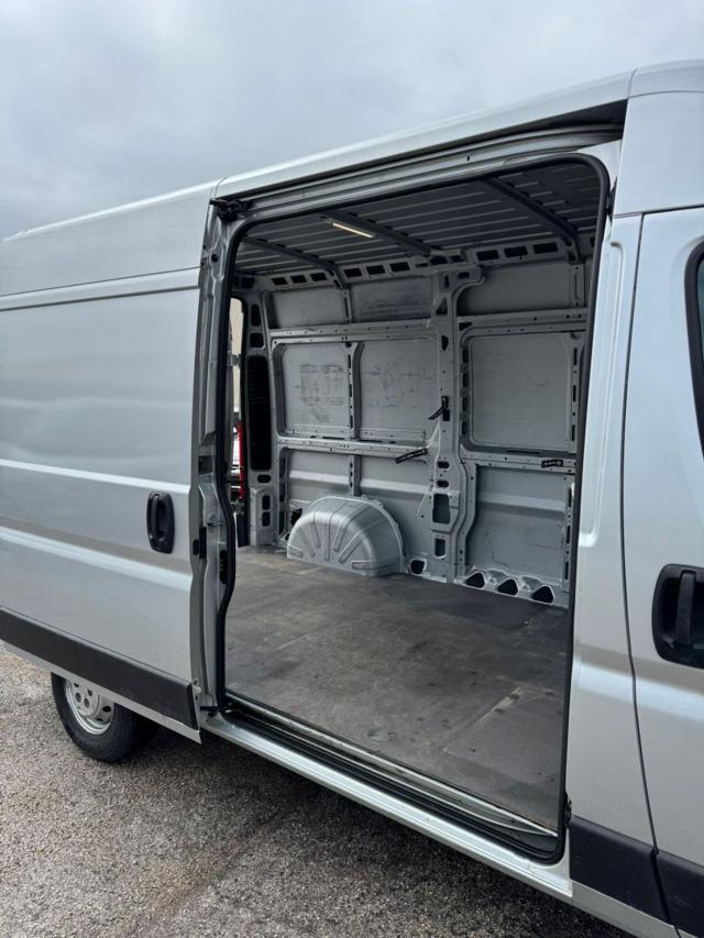 FIAT DUCATO 30MH2 2.3MJ FURG.P.MEDIO T.ALTO 3 PTI-2019