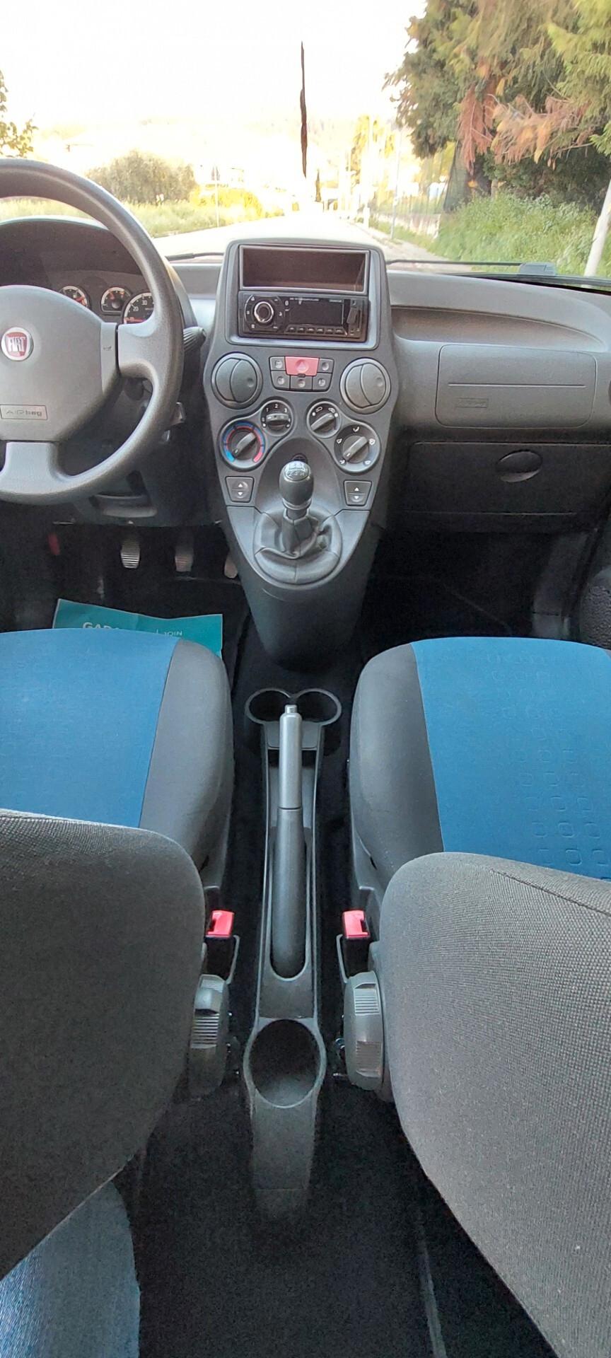 PANDA 1,2 GPL DI SERIE SCADENZA 2031 FRIZIONE NUOVA+DISTRIBUZIONE SENSORI DI PARCHEGGIO IMPECCABILE